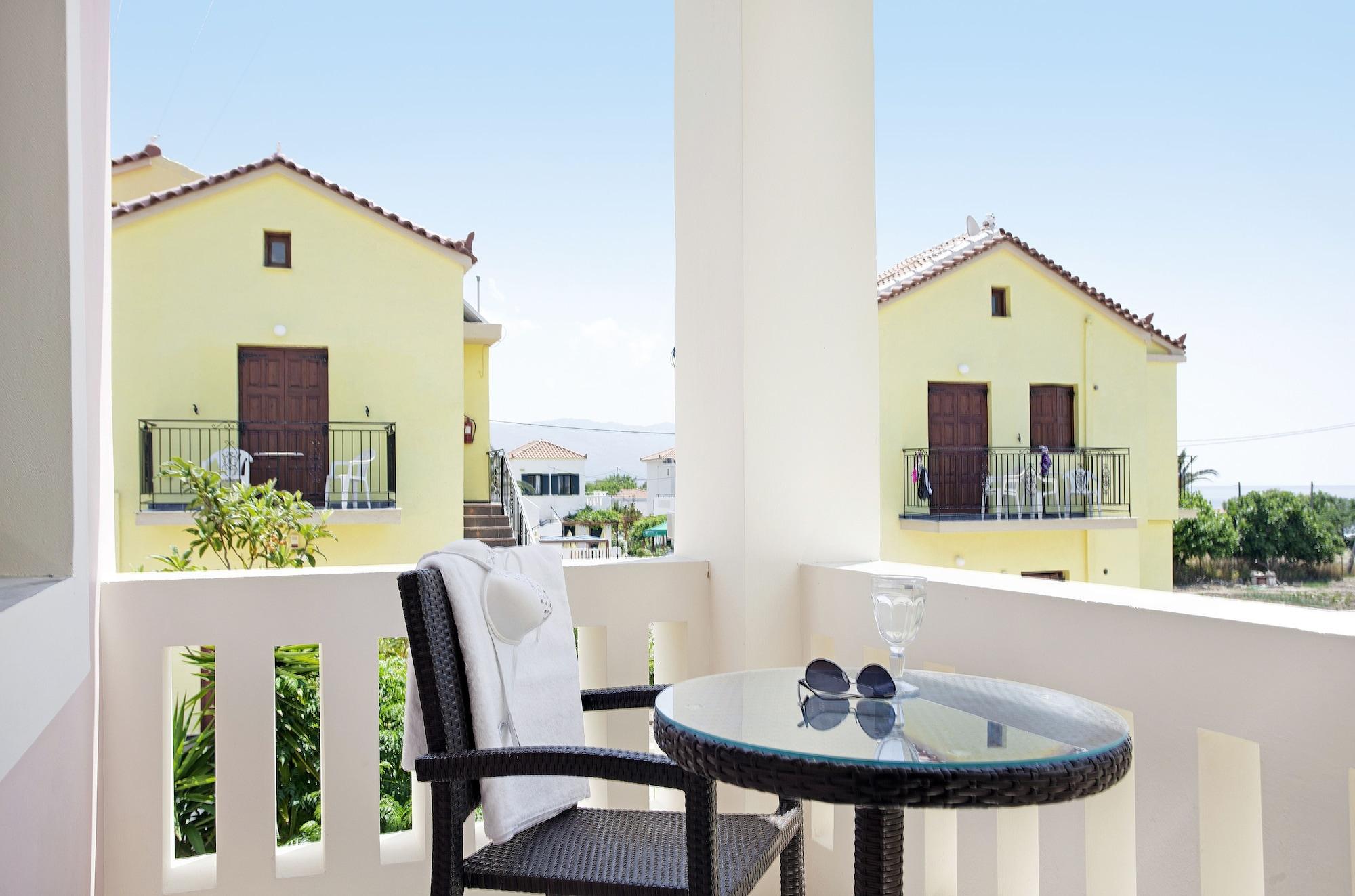 Aphrodite Samos Suites Маратокампос Экстерьер фото